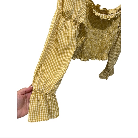 URBAN OUTFITTERS GOLDEN YELLOW AND WHITE SMOCKED GINGHAM LONG SLEEVE TOP - Picture 8 of 15